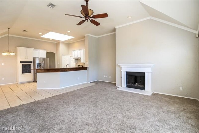 Building Photo - 3 br, 2 bath House - 6213 Apache Dr