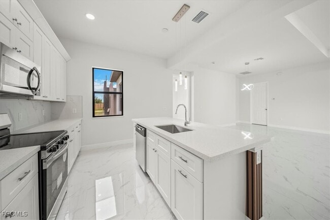 Foto del edificio - 9 NW 14th Pl