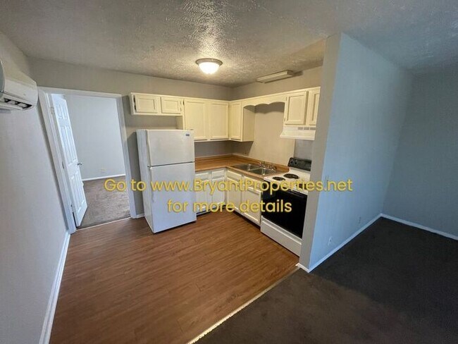 Building Photo - 211-B E Webster St - Madison, TN 37115