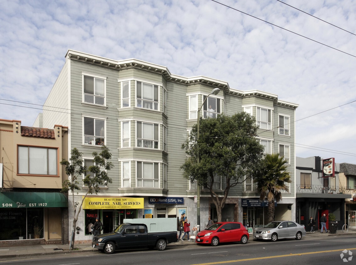 Primary Photo - 4830 Mission St