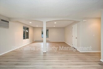 Building Photo - 2111 Brittany Ln