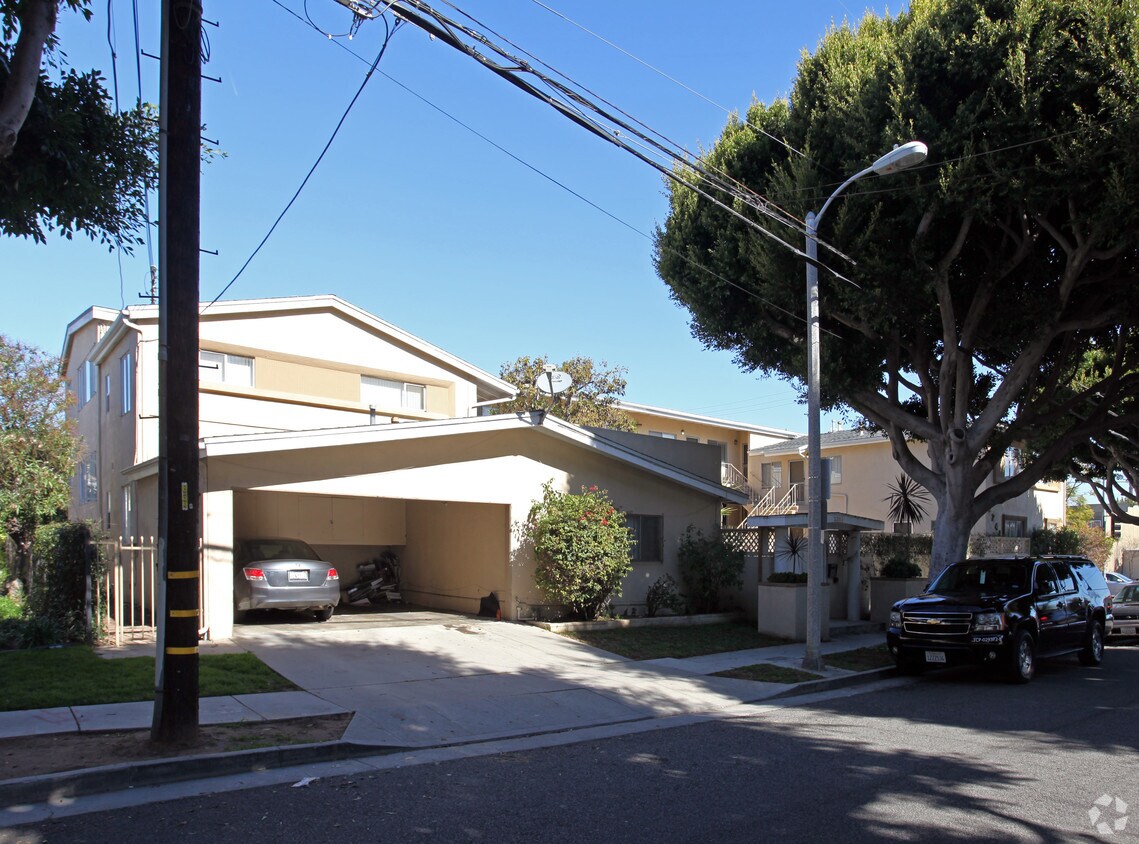 Foto del edificio - 2241 Virginia Ave
