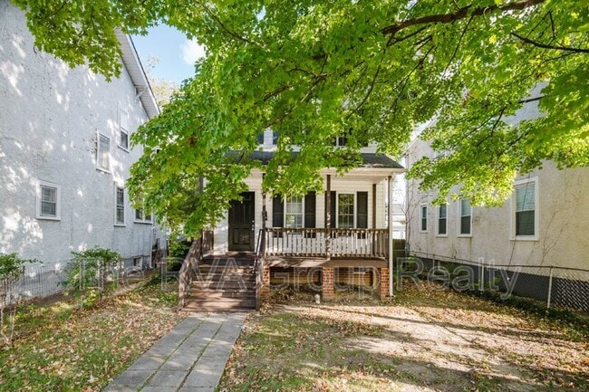 Photo - 2909 2nd Ave House