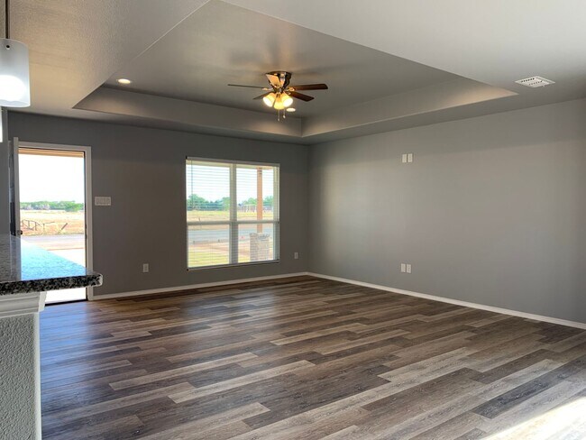 Building Photo - 8408-8411 11th St