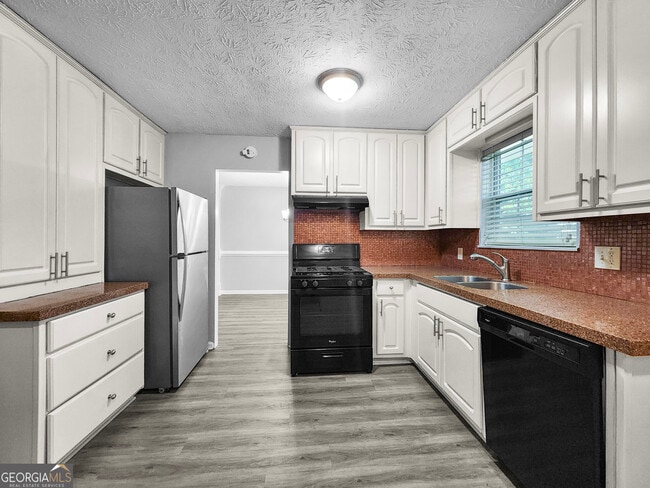 Foto del edificio - 201 Old Mill Trail SW