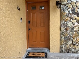 Building Photo - 603 Manor Cir