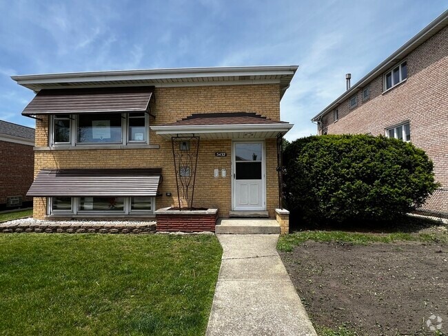 Home view - 5432 S Long Ave
