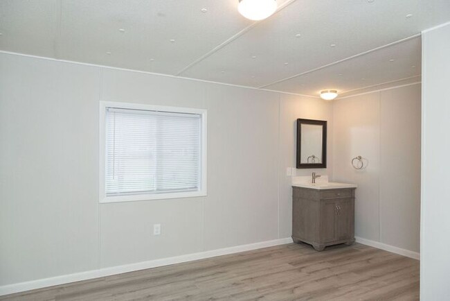 Foto del edificio - Newly renovated mobile home in Hillsborough