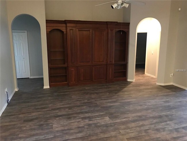 Building Photo - 3932 Gourock Ct