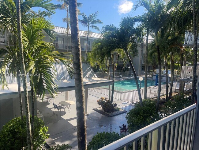 Foto del edificio - 7401 SW 82nd St