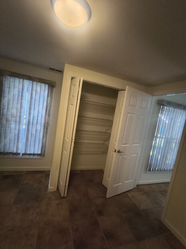 Building Photo - For Rent – Basement ONLY Apartment