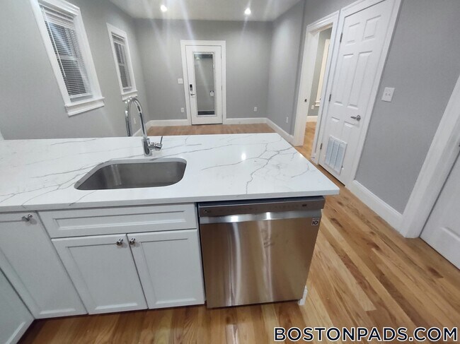 Foto del edificio - 15 Harold St