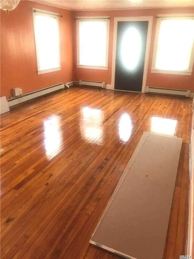 Foto principal - 114-38-114125 125th St