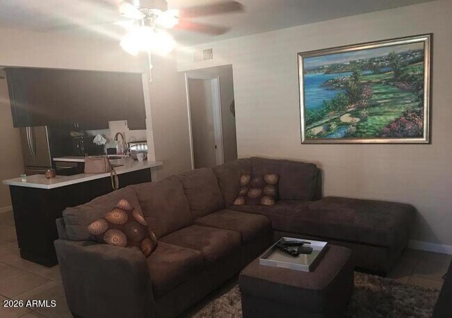 Foto del edificio - 510 W University Dr