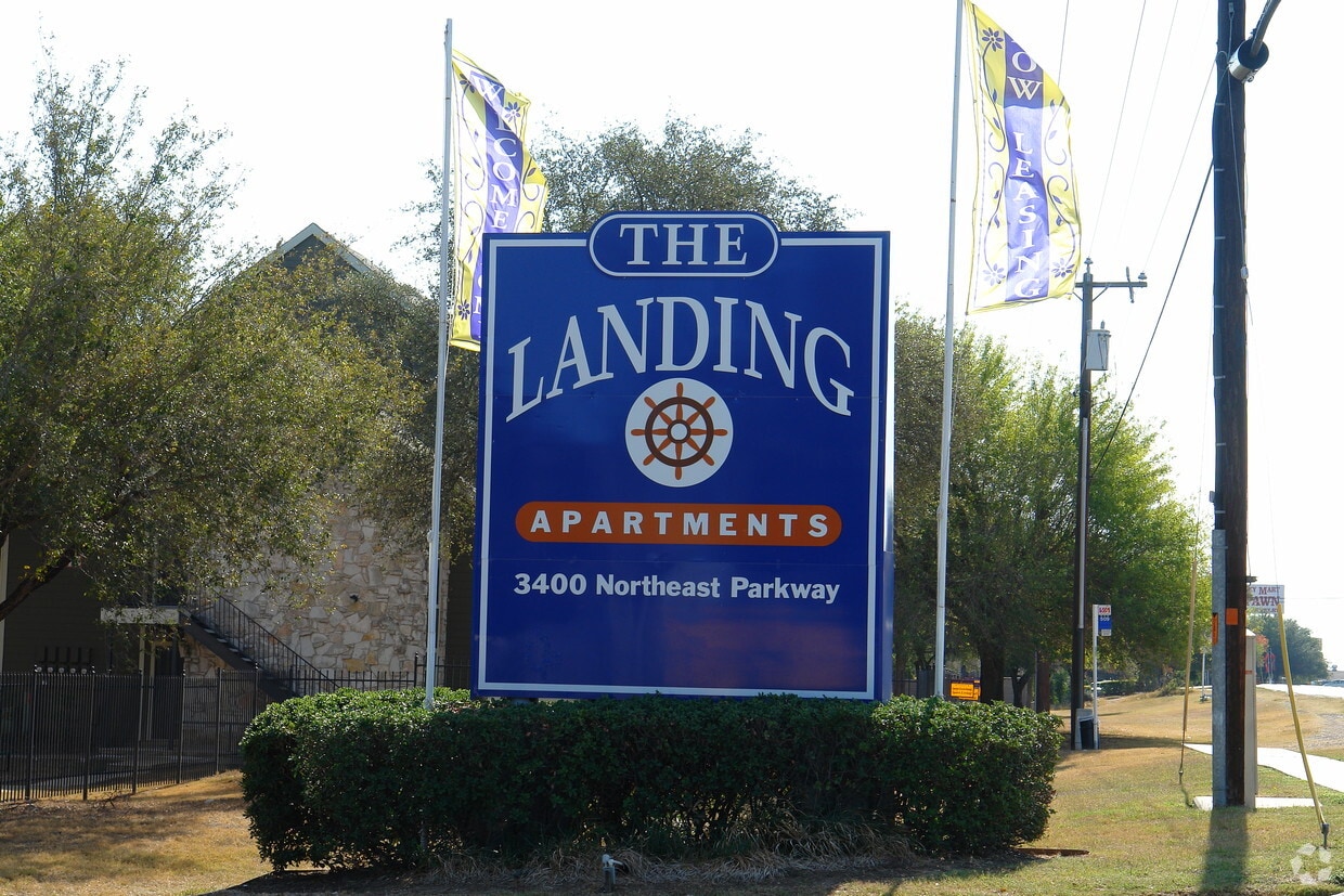 The Landing Apartments at 3400 Northeast Pky San Antonio, TX