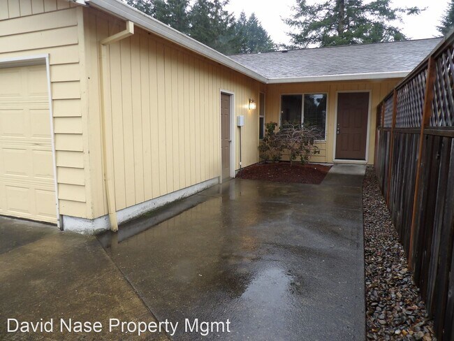 Building Photo - 29555-29561 SW Serenity Way
