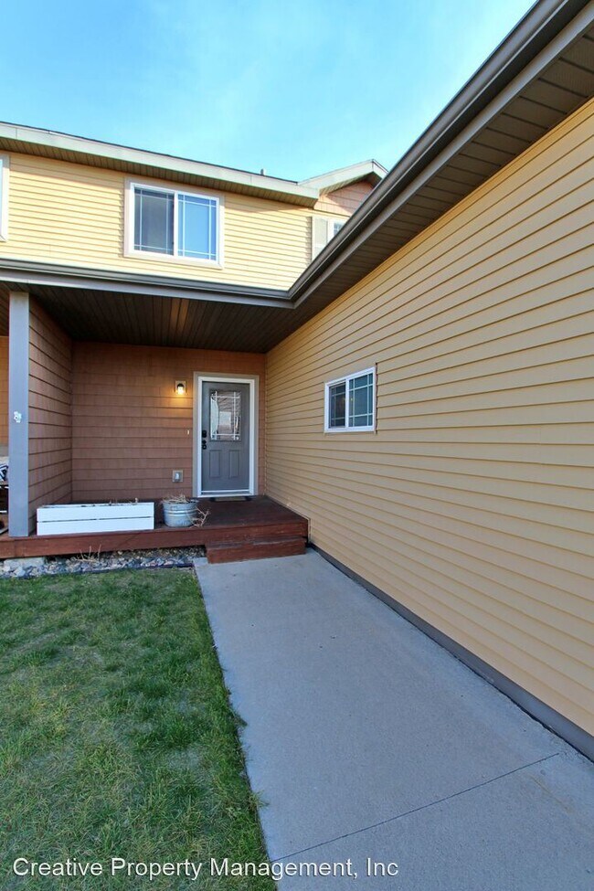 Building Photo - 3 br, 2.5 bath House - 1704 23rd Ave NW