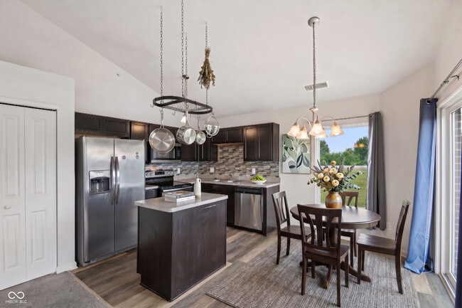 Building Photo - 12035 Zircon Ln