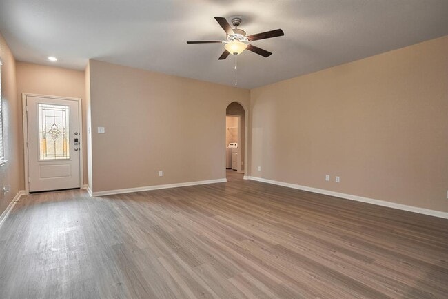 Building Photo - 22130 Lost Lantern Dr