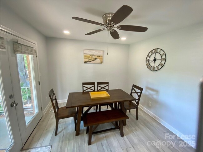 Building Photo - 113 Forest Dr