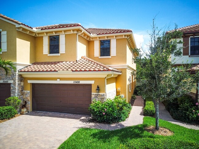 Photo - 10426 Wellington Parc Dr Townhome