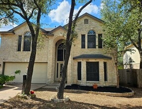 Building Photo - 4119 Columbine Dr