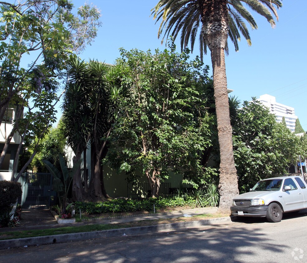 Foto del edificio - 11660 Texas Ave