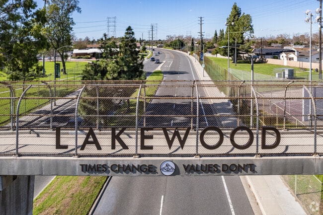 Mae Boyar Park pedestrian bridge and Lakewood sign welcomes this entering the neighborhood.