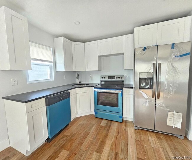 Building Photo - 3-09 Beach 91st St