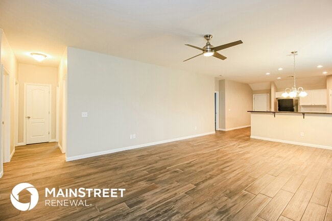 Foto del edificio - 7108 Meadow Lake Dr