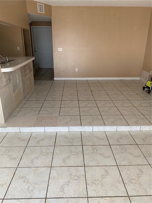 Building Photo - 924 Caribbean Dr