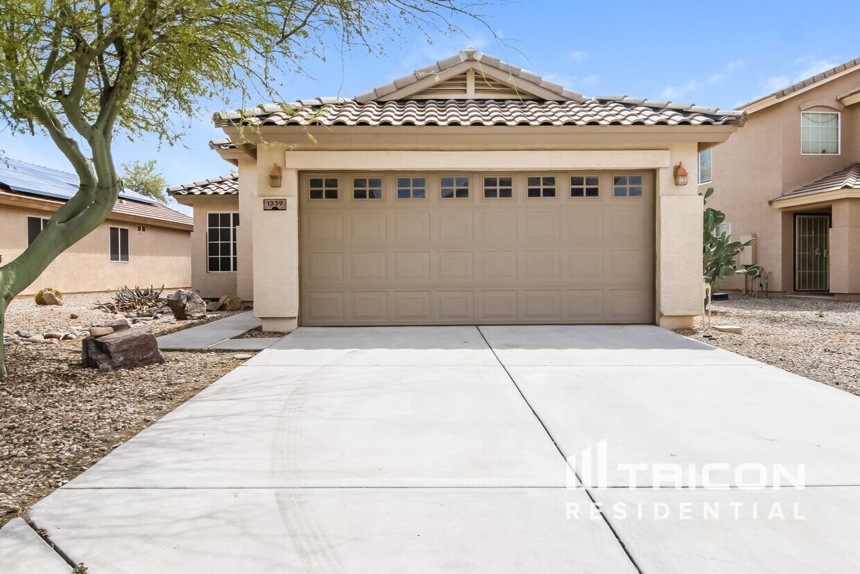 1339 E Saguaro Trail San Tan Valley AZ House Rental in Queen Creek