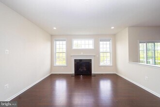 Building Photo - 24446 Carolina Rose Cir