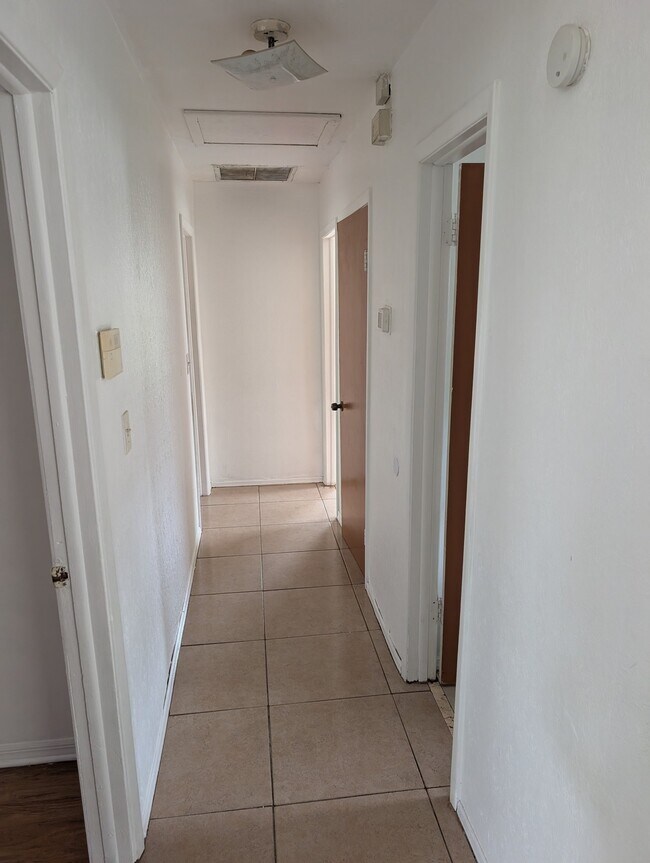 Foto del edificio - 1708 E 29th Ave