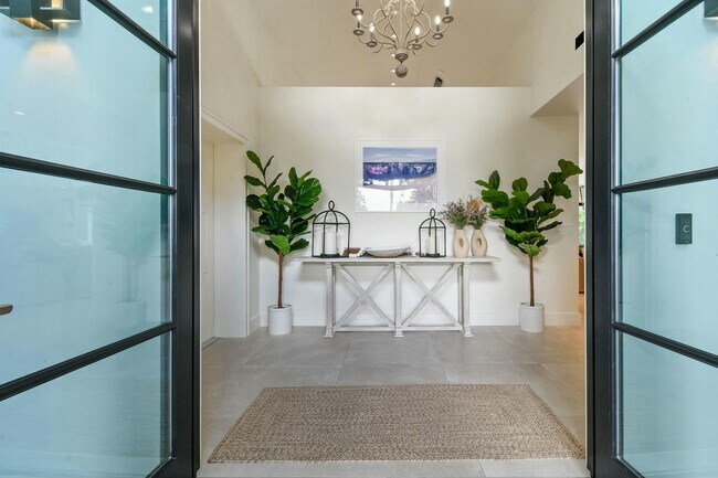Foto del edificio - 170 Beacon Ln