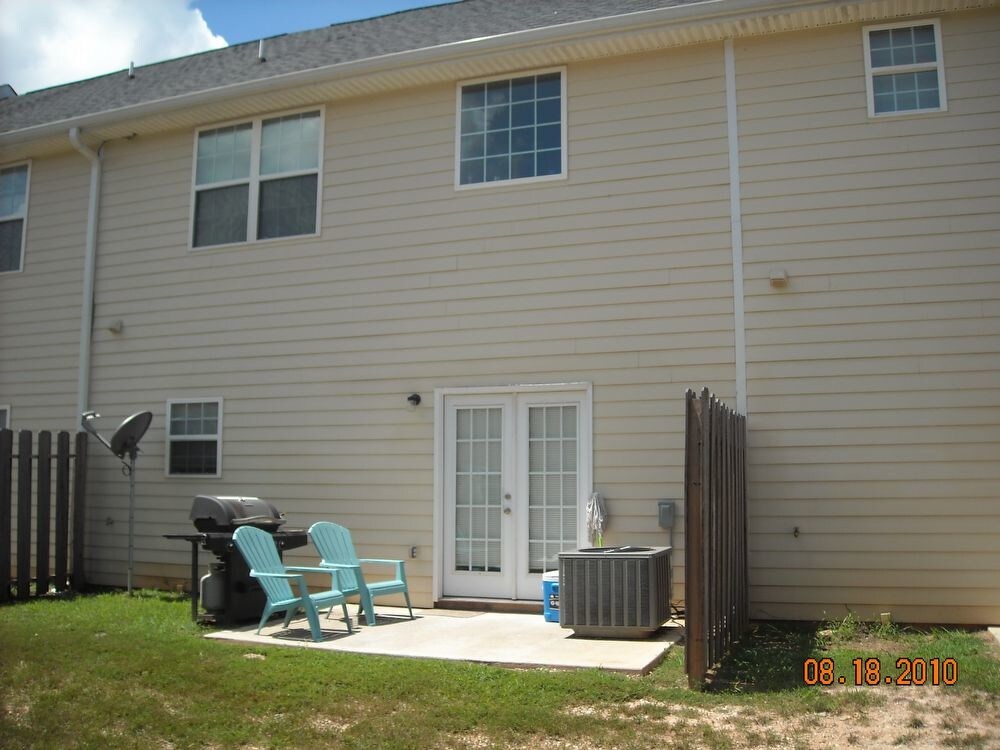 Cute 3 bedroom 2.5 bath home Townhouse for Rent in Temple, GA