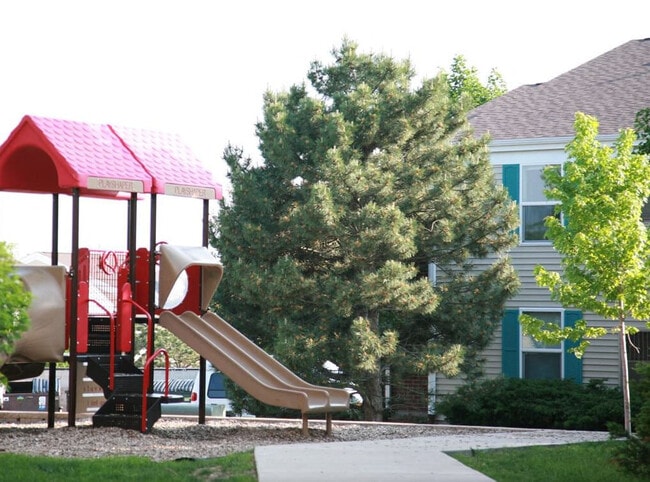 Building Photo - Glenbrook Apartments