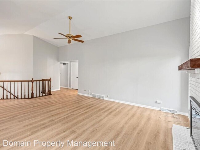 Building Photo - 2 br, 2.5 bath House - 1699 Pebble Beach Dr
