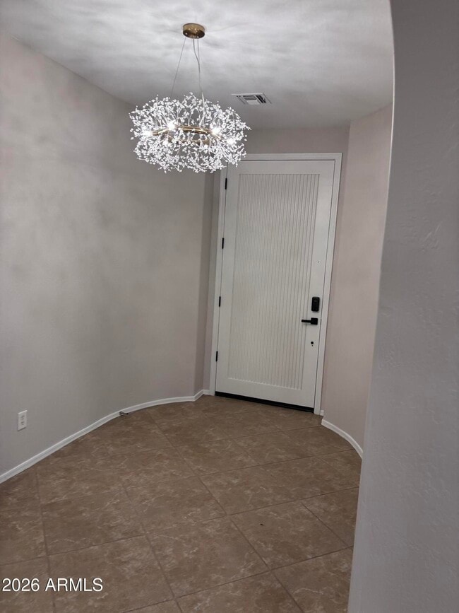 Foto del edificio - 16555 N 99th Pl