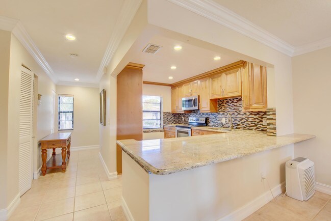 Foto del edificio - 9193 Pecky Cypress Ln