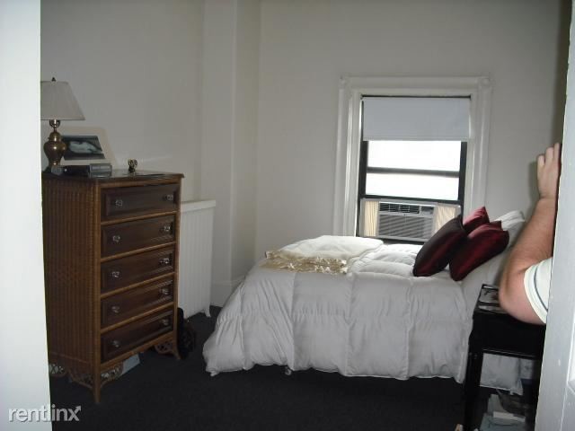 Building Photo - 3 br, 1 bath  - 29 Bay State Rd # AP4R