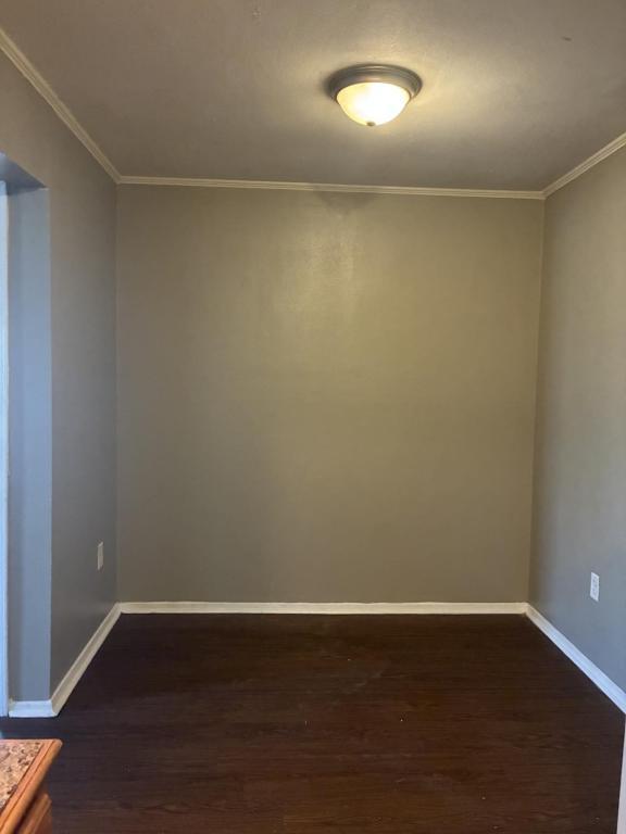 Foto del edificio - 8227 Skysail Ave