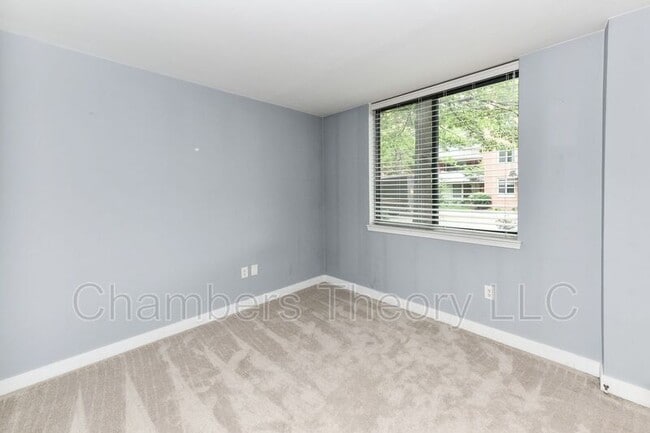 Foto del edificio - 1045 N Utah St