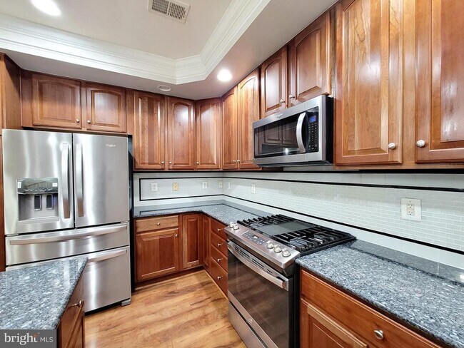 Foto del edificio - 3681 Spring Hollow Ln