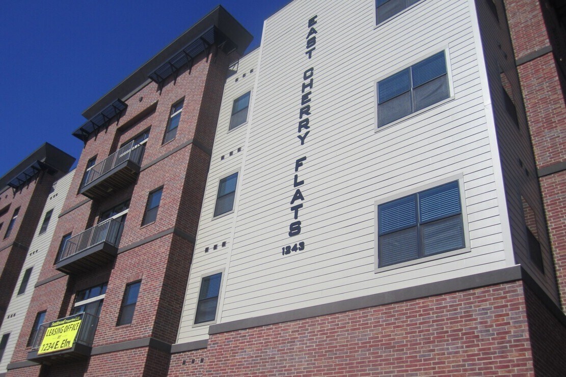 East Cherry Flats 1243 E Cherry St Springfield, MO