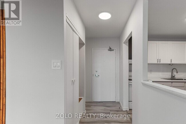 Photo du bâtiment - 66-966 Greenview Dr