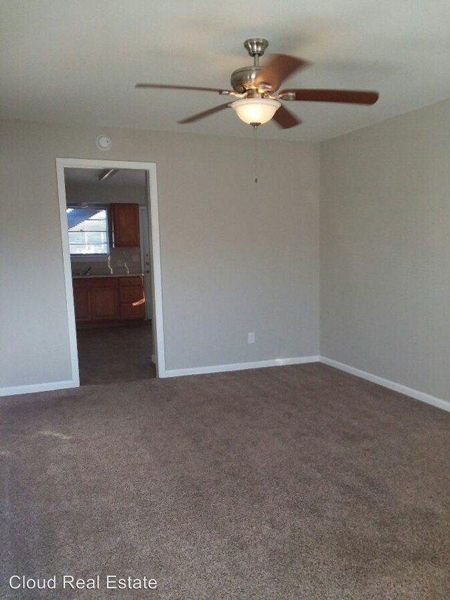 Building Photo - 602 Westview Cir