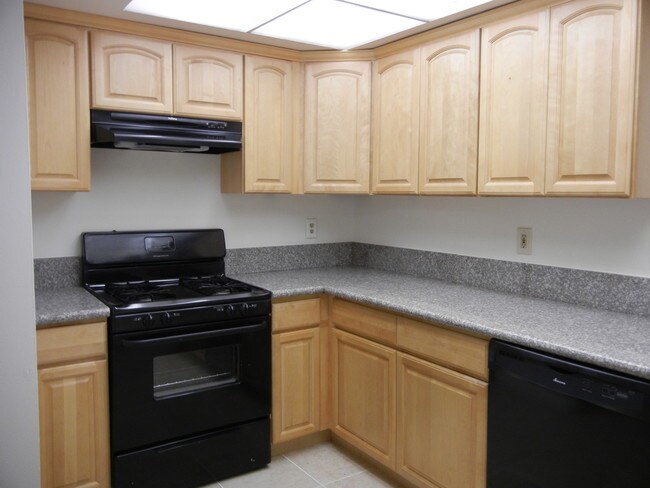 Cocina - 1468 Corson St