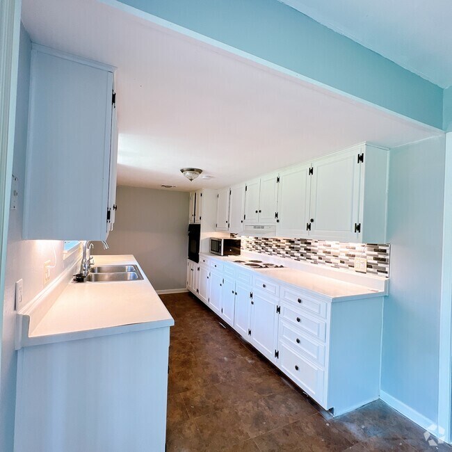 New Apartments For Rent in Paris, TX with Yard 1 Rentals