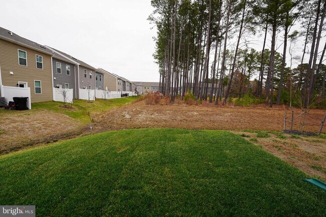 Foto del edificio - 819 Mersey Ln